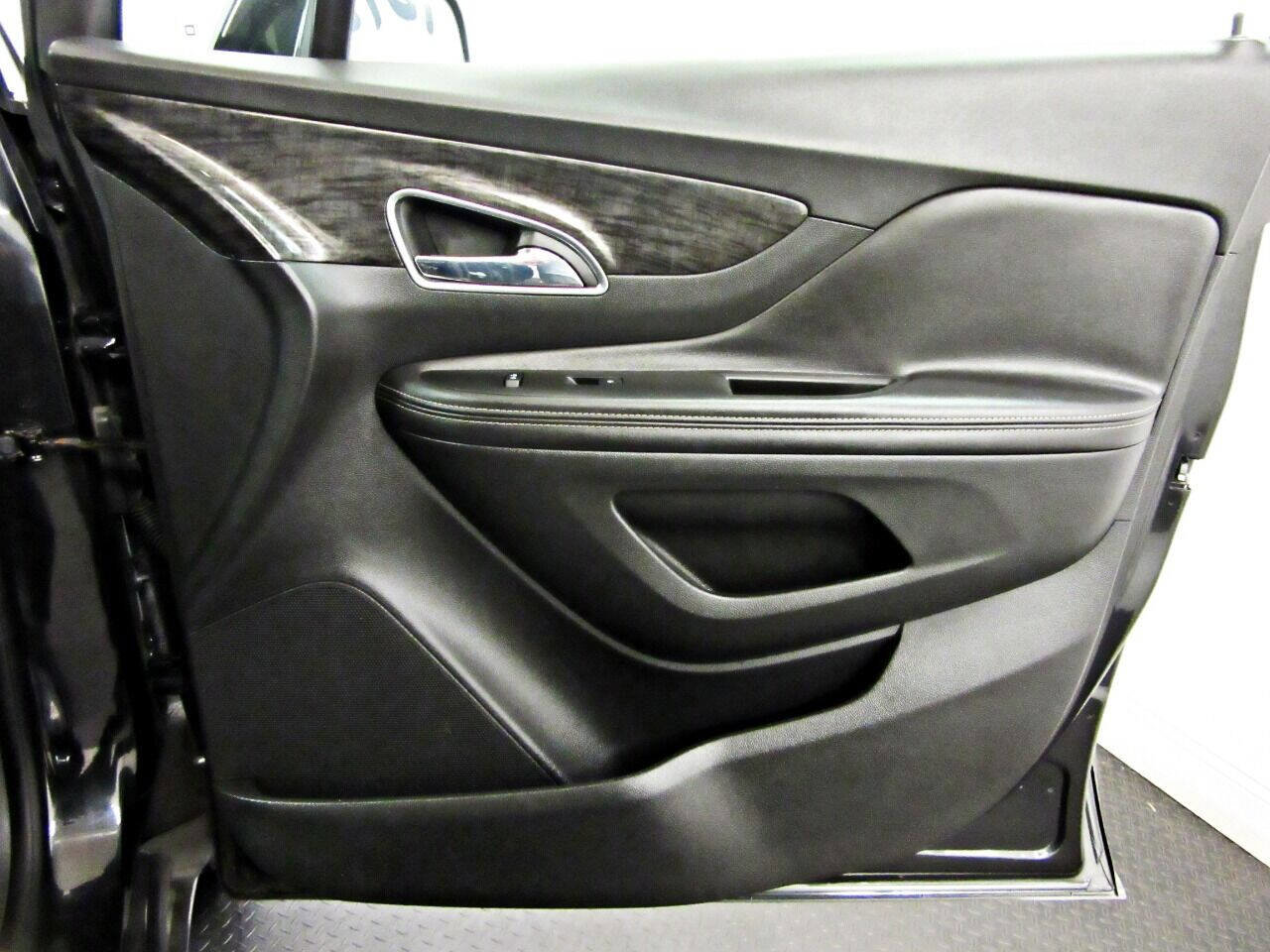 Used 2014 Buick Encore Leather AWD/4WD image 11