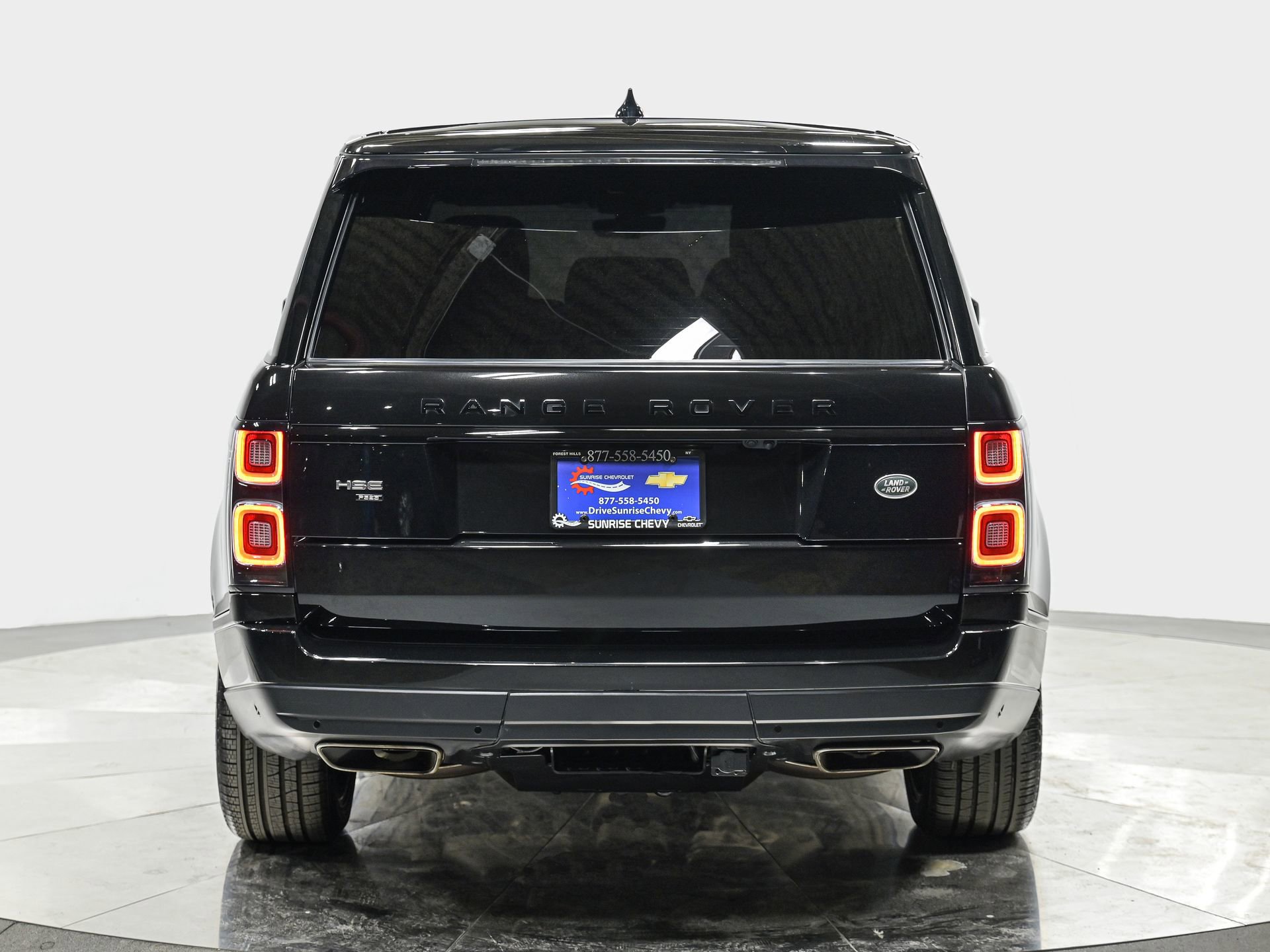 Used 2022 Land Rover Range Rover P525 Westminster Edition image 6