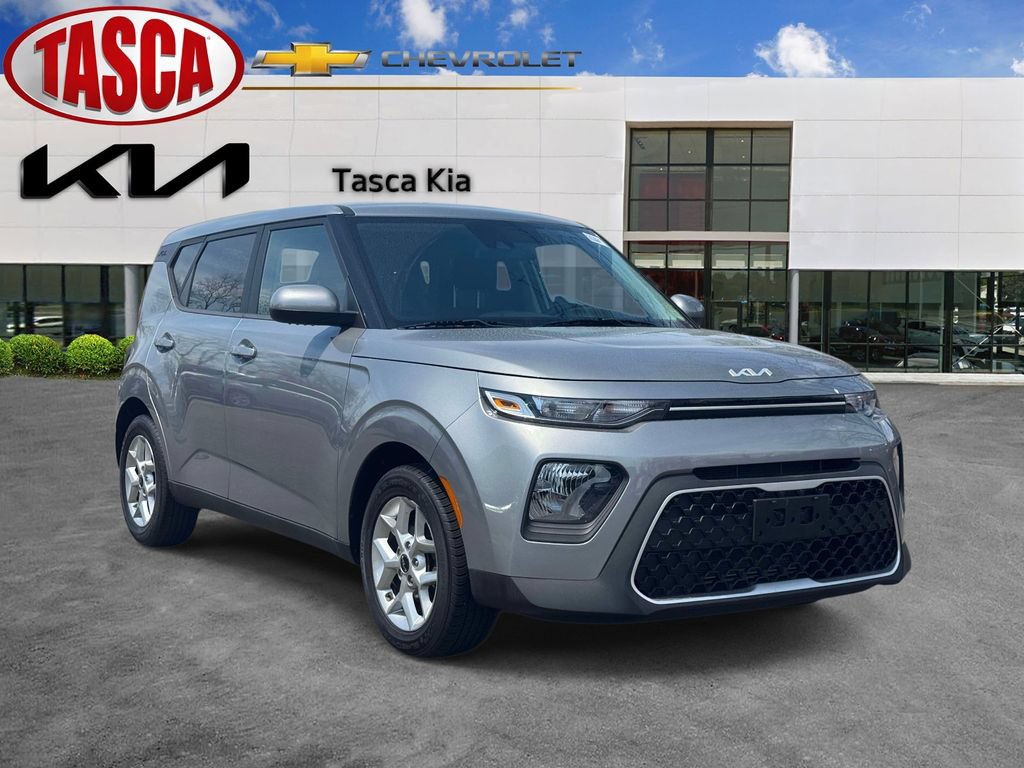 Used 2022 Kia Soul LX w/ Technology Package