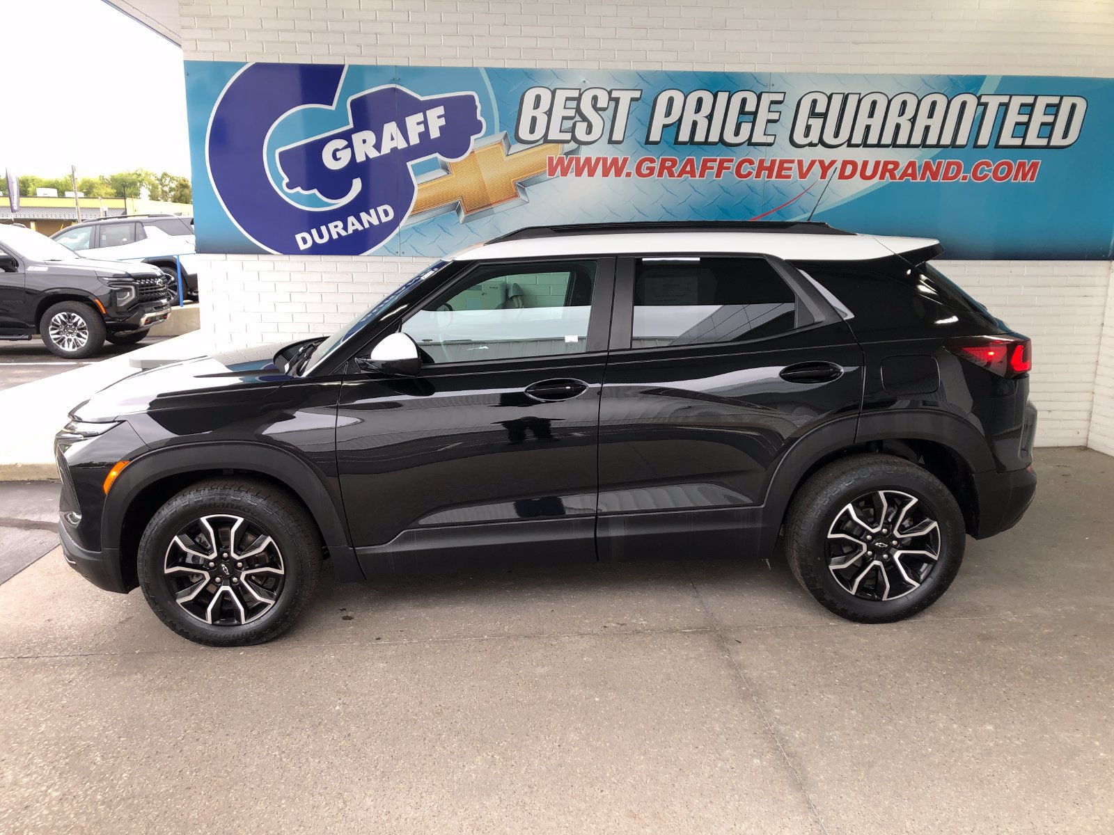Used 2025 Chevrolet TrailBlazer ACTIV w/ Convenience Package FWD image 5