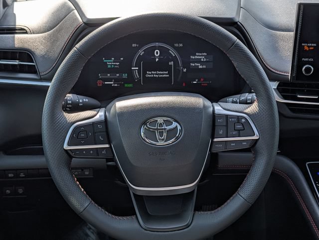 Used 2025 Toyota Sienna XSE w/ XSE Plus Package AWD/4WD image 13