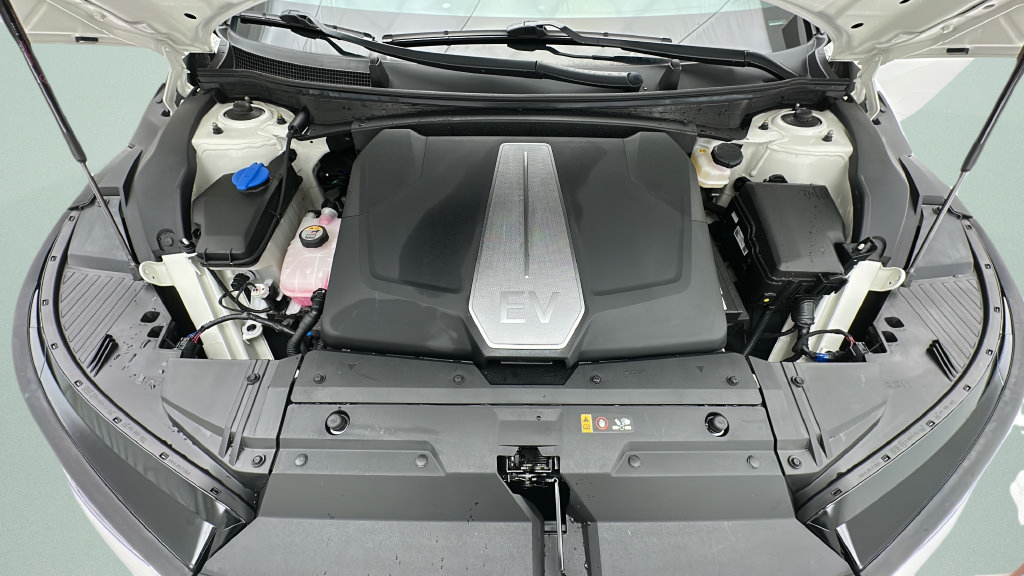 Used 2024 Kia EV6 Wind w/ Wind Technology Package AWD/4WD image 23