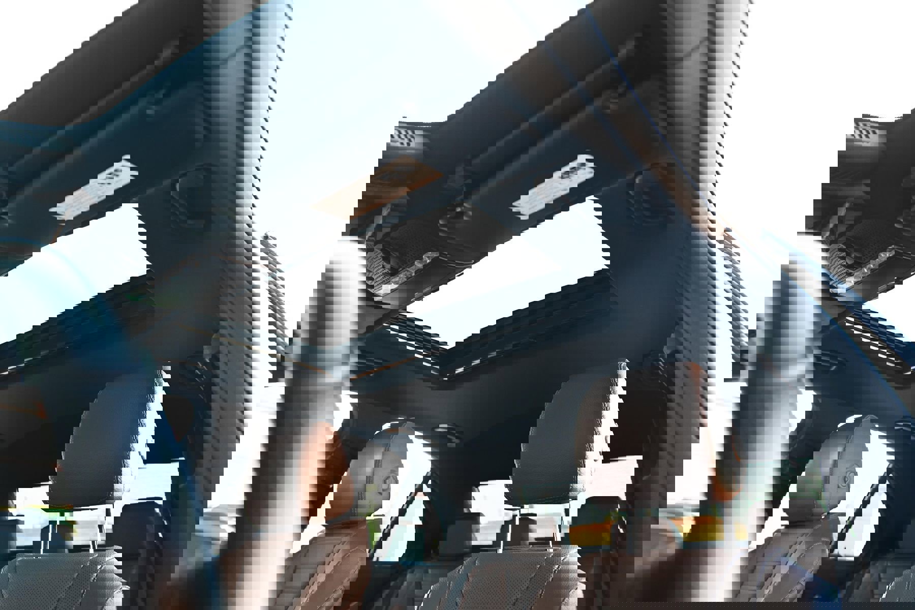 Used 2018 Mercedes-Benz E 300 image 25