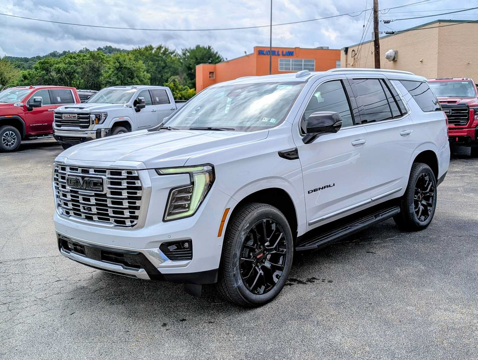 New 2026 GMC Yukon Denali AWD/4WD image 1
