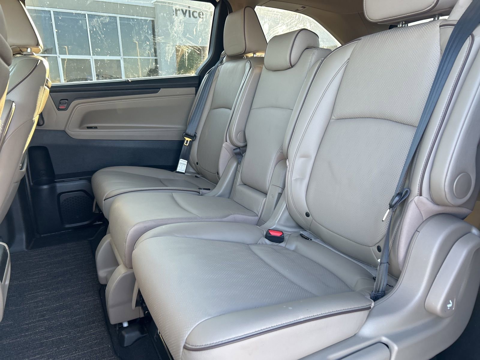 Used 2023 Honda Odyssey Elite image 9