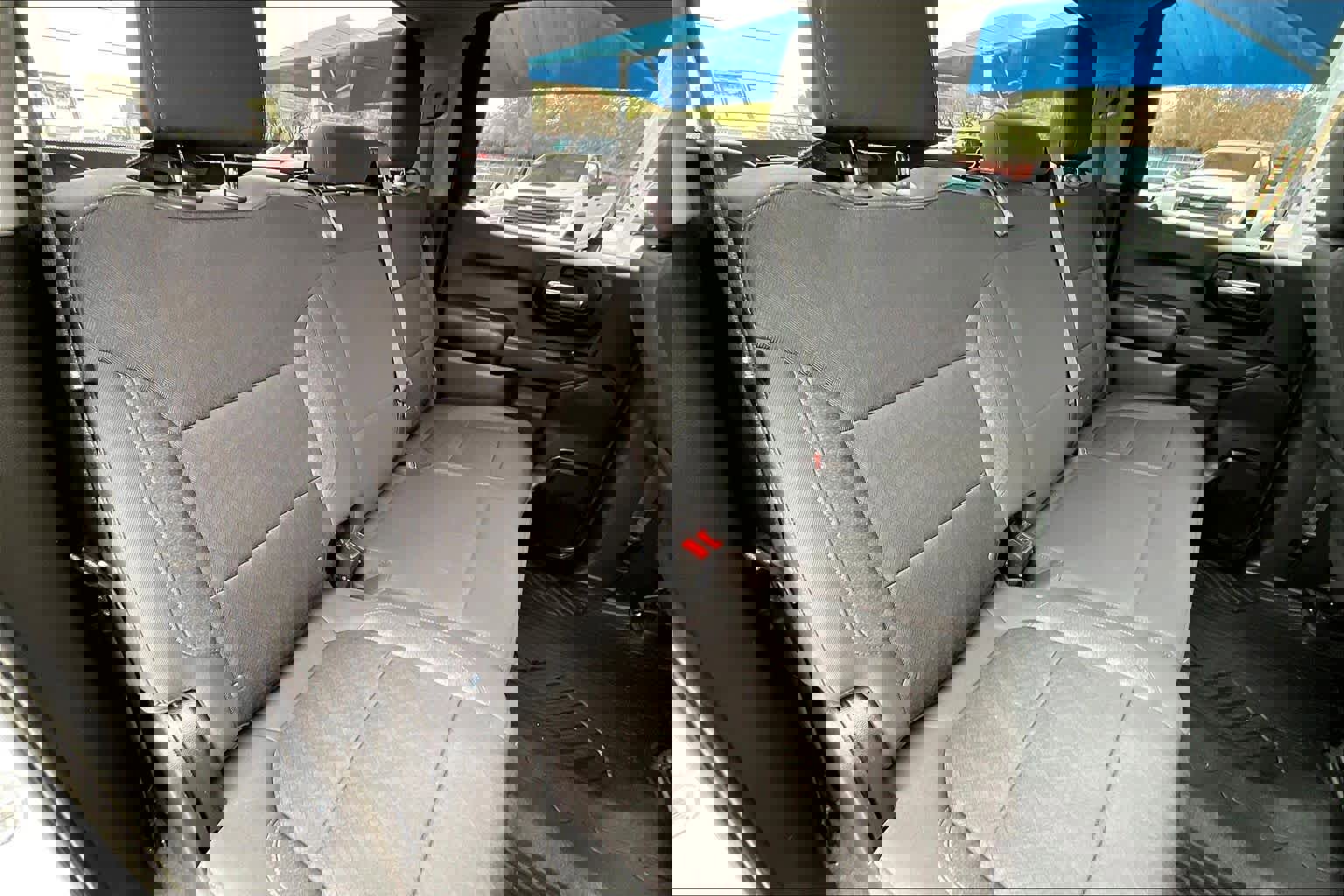 Used 2022 Chevrolet Silverado 1500 LT image 20