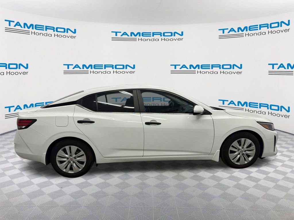 Used 2024 Nissan Sentra S image 6