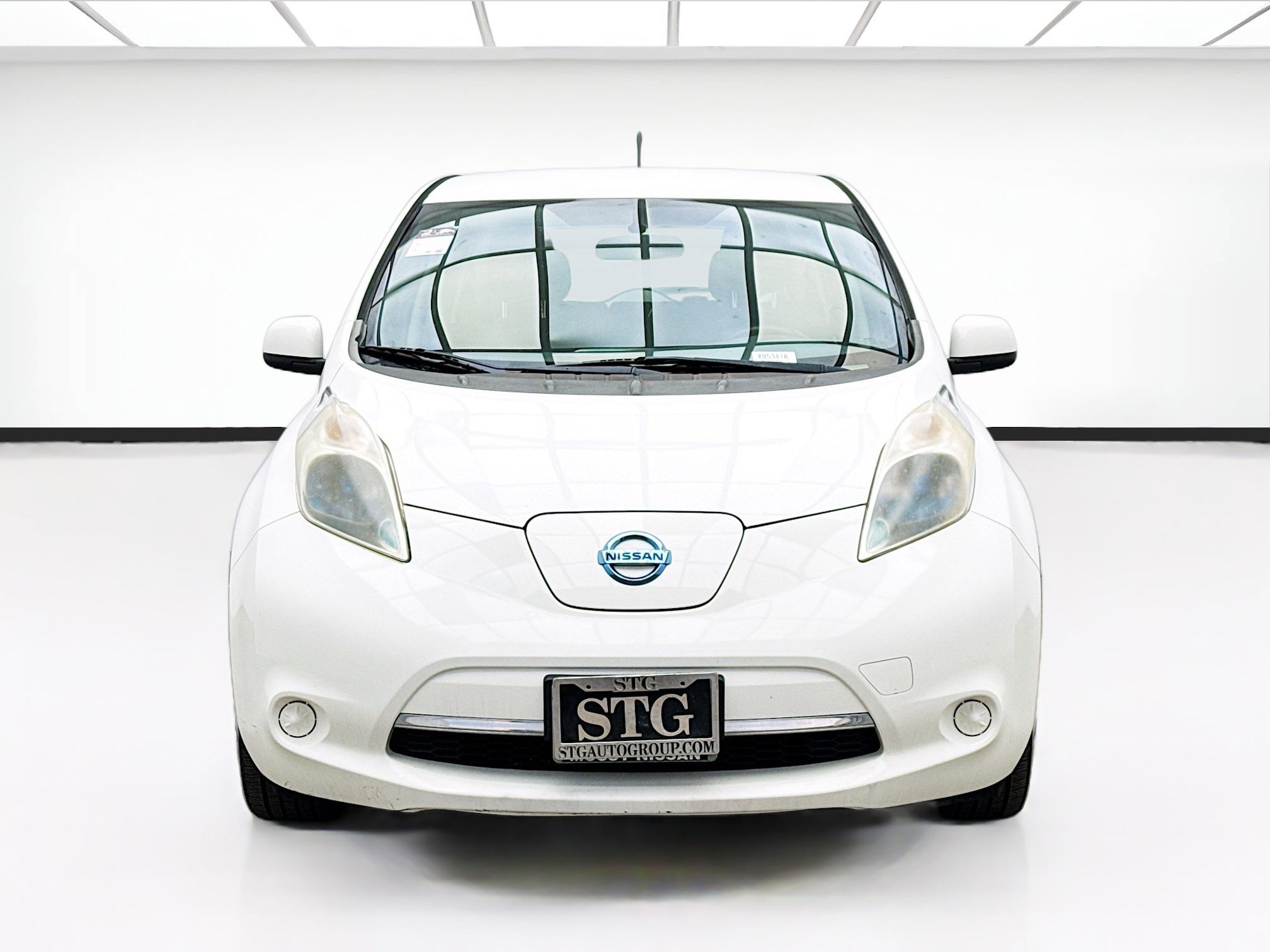Used 2013 Nissan Leaf S image 2