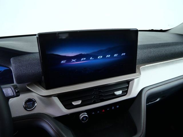 Certified 2025 Ford Explorer Active image 19