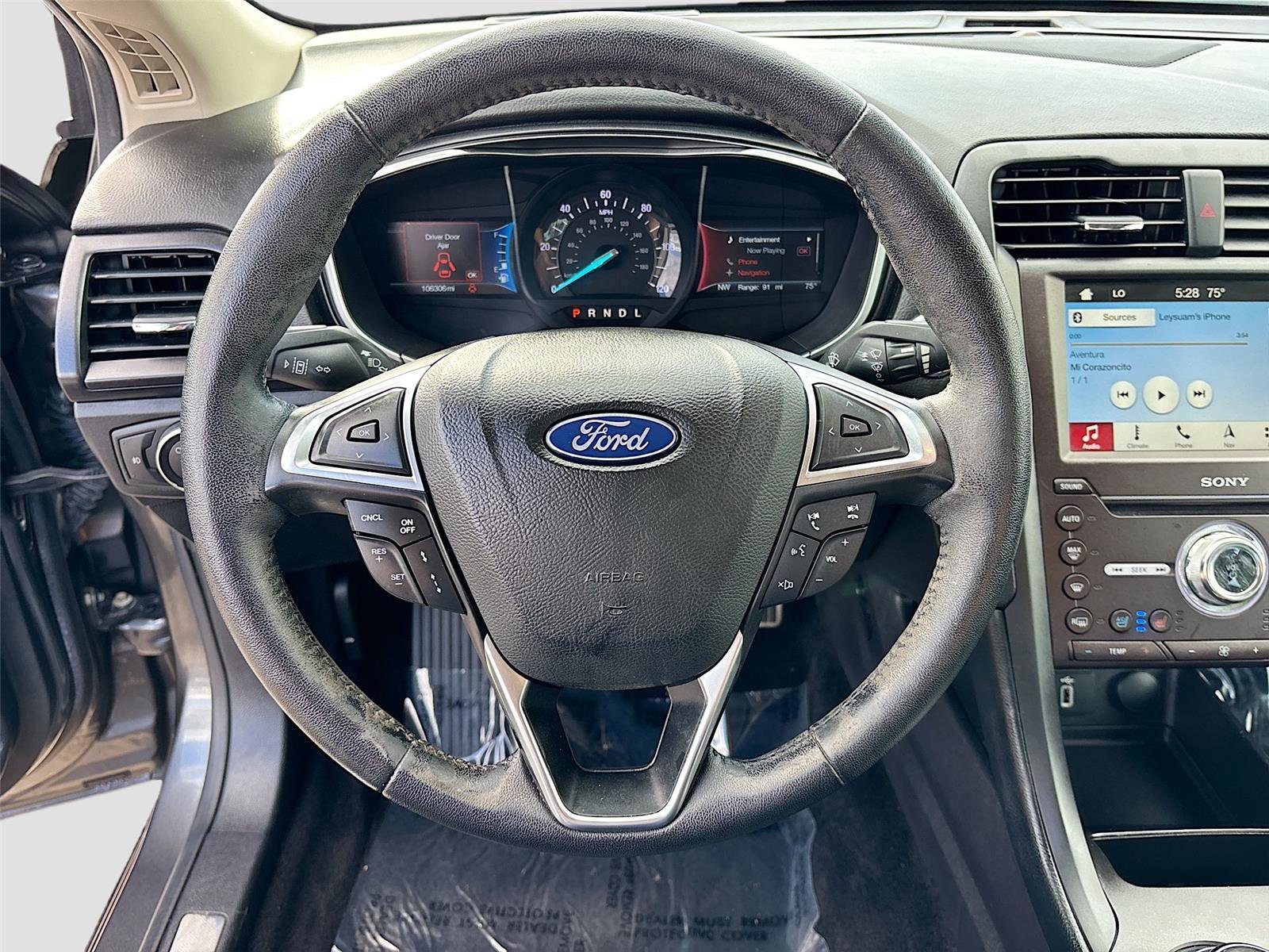 Used 2018 Ford Fusion Energi Titanium FWD image 11