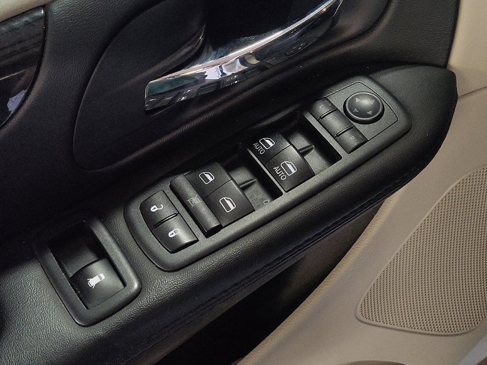 Used 2017 Dodge Grand Caravan SE w/ Power Window Group FWD image 27