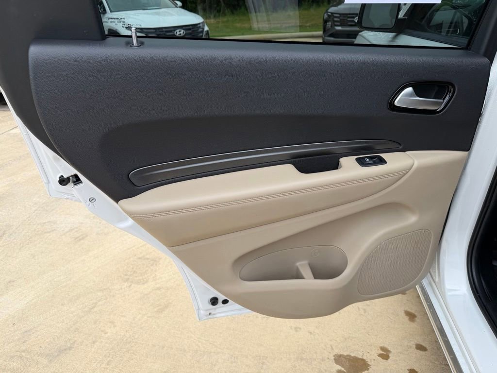 Used 2022 Dodge Durango SXT w/ Anodized Platinum Package RWD image 14