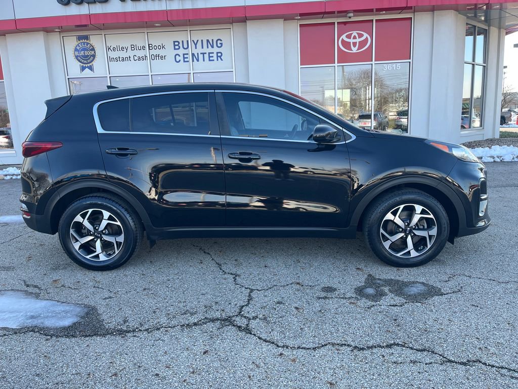 Used 2020 Kia Sportage LX image 7