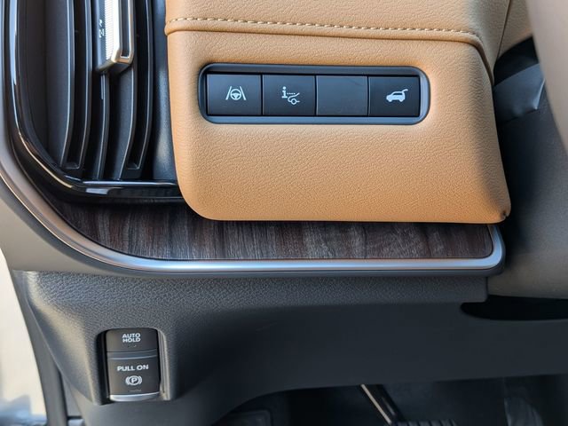 New 2026 Nissan Armada SL w/ Captain's Chari Seat Package image 17