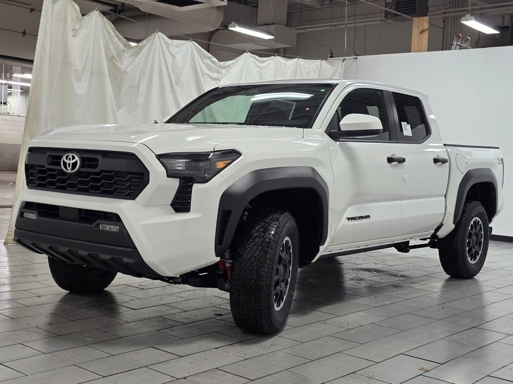 New 2025 Toyota Tacoma SR5 image 11