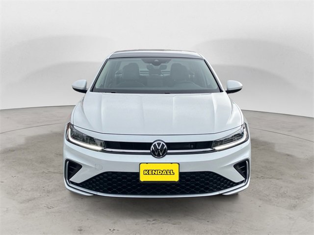 New 2025 Volkswagen Jetta SE image 8