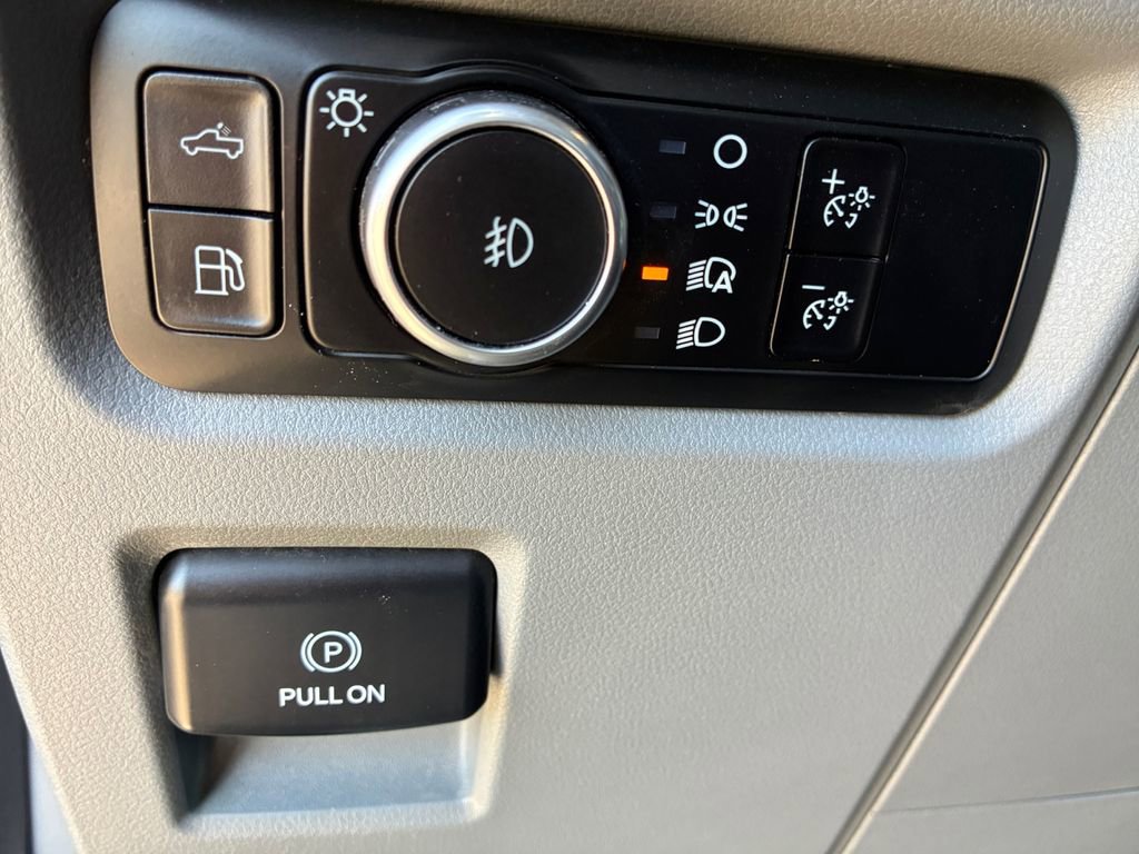 Used 2024 Ford F150 XLT w/ Mobile Office Package image 7