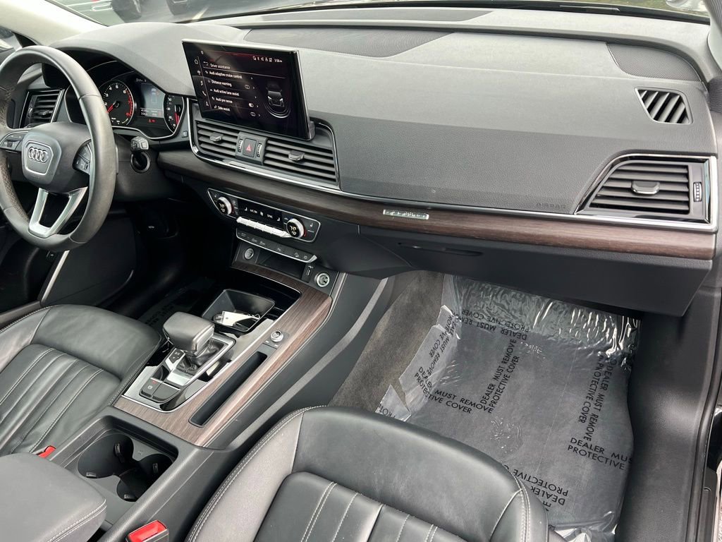 Used 2023 Audi Q5 2.0T Premium w/ Convenience Package image 43