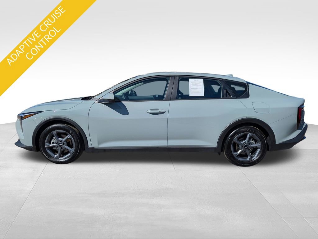 Certified 2025 Kia K4 LXS image 2
