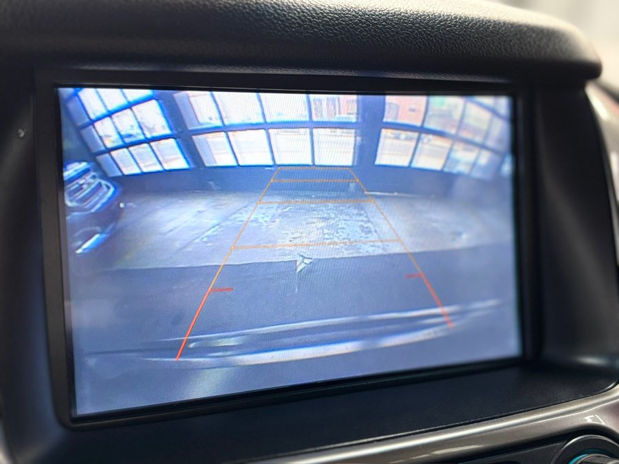 Used 2018 Chevrolet Tahoe LT AWD/4WD image 31