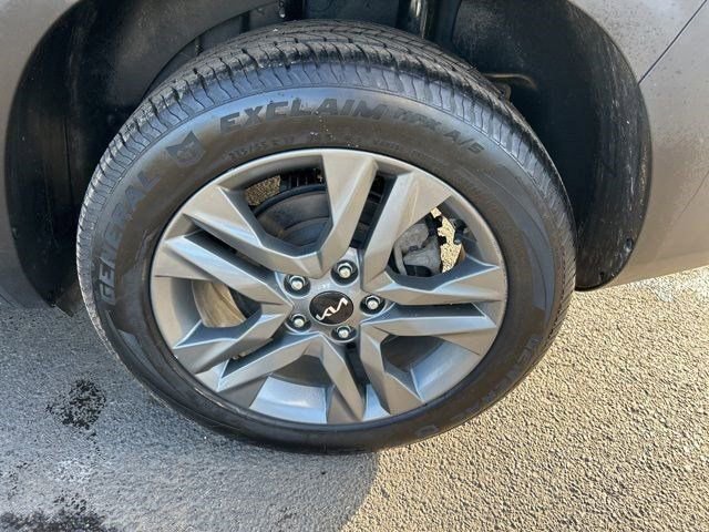 Used 2022 Kia Seltos S image 51