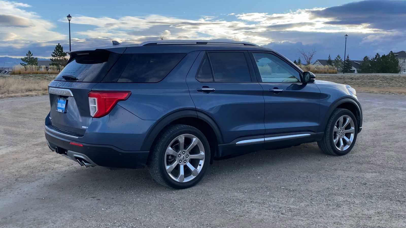 Used 2020 Ford Explorer Platinum w/ Premium Technology Package image 8