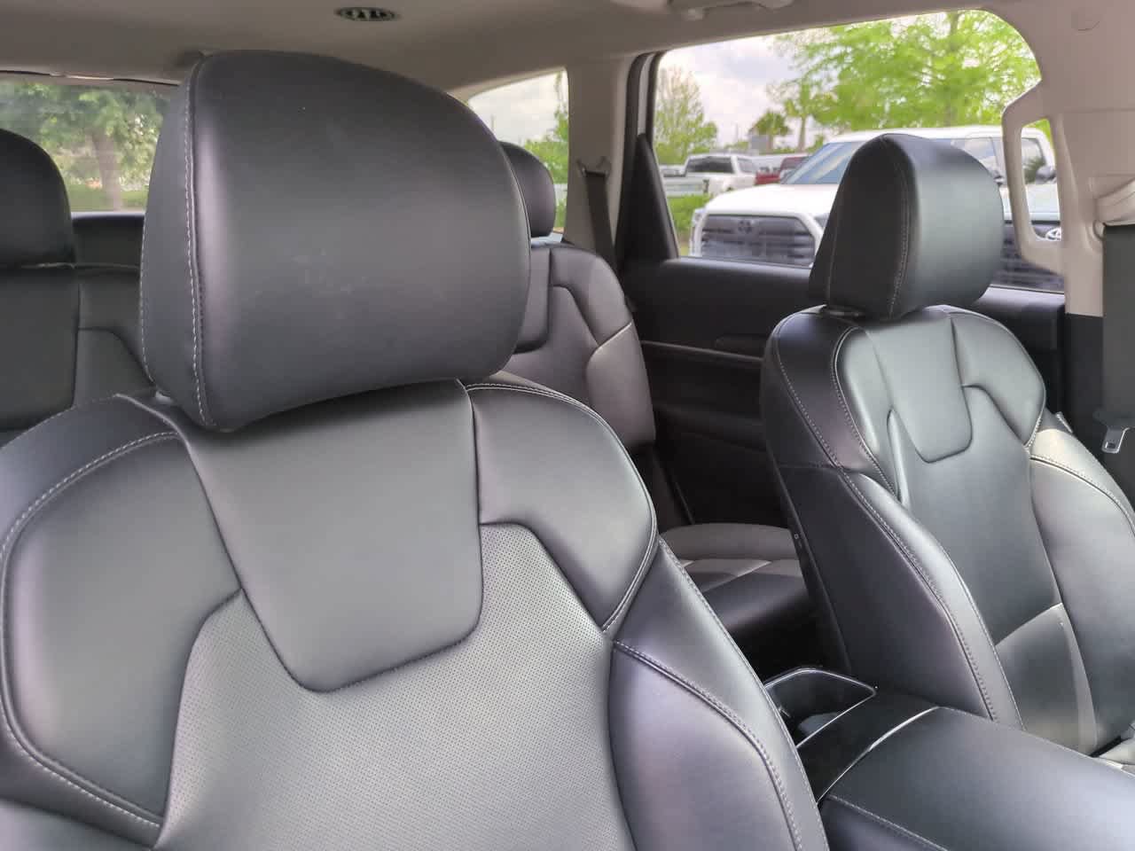 Used 2025 Kia Telluride S AWD/4WD image 7