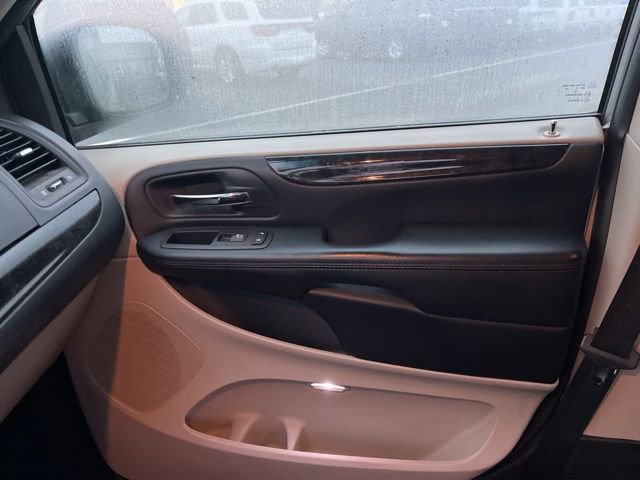 Used 2017 Dodge Grand Caravan SE w/ Power Window Group image 23