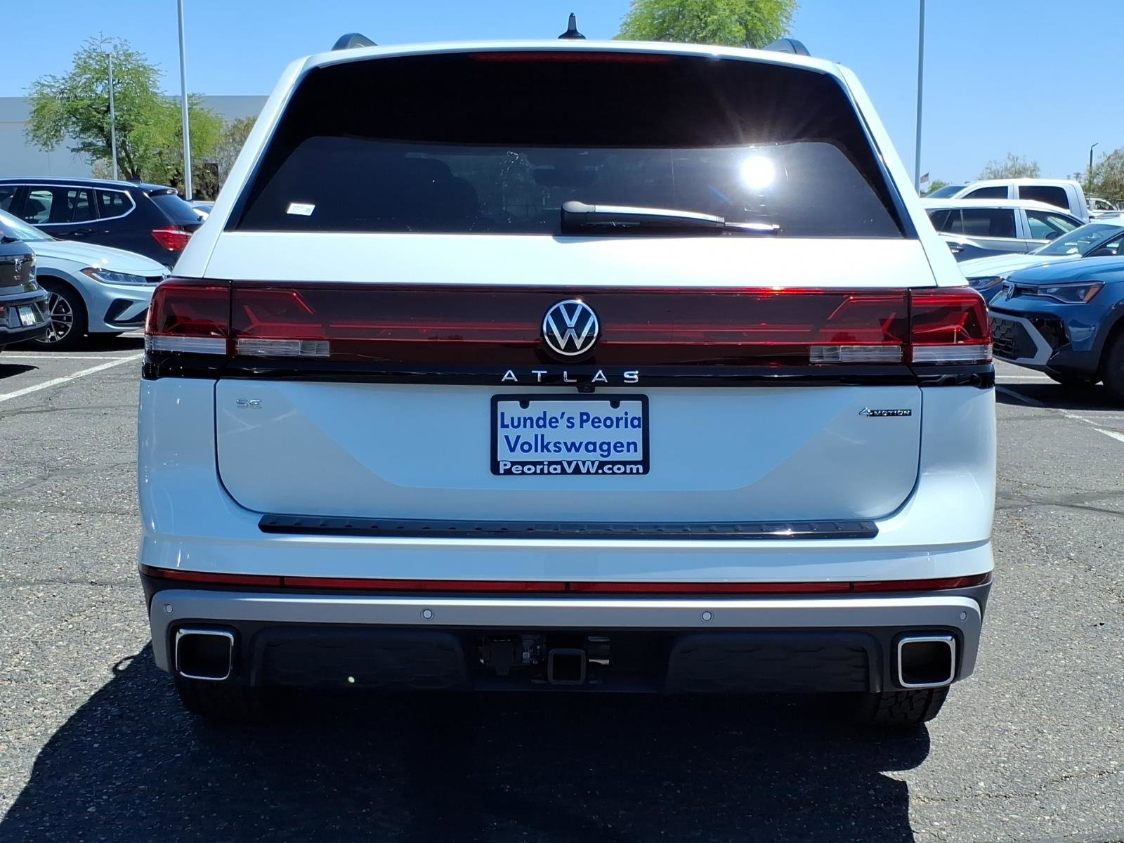 New 2026 Volkswagen Atlas Peak Edition AWD/4WD image 6