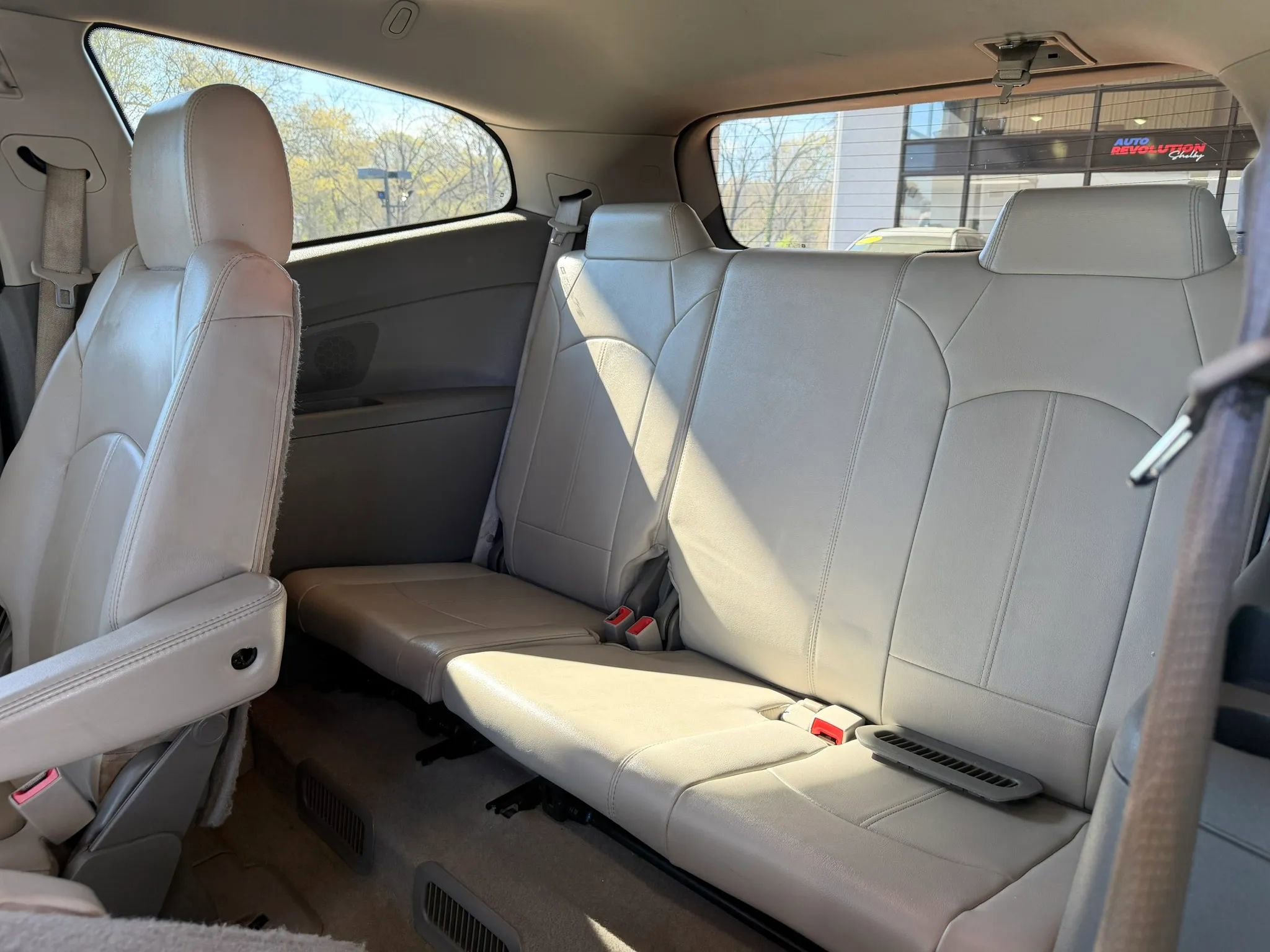 Used 2016 Chevrolet Traverse LT image 19