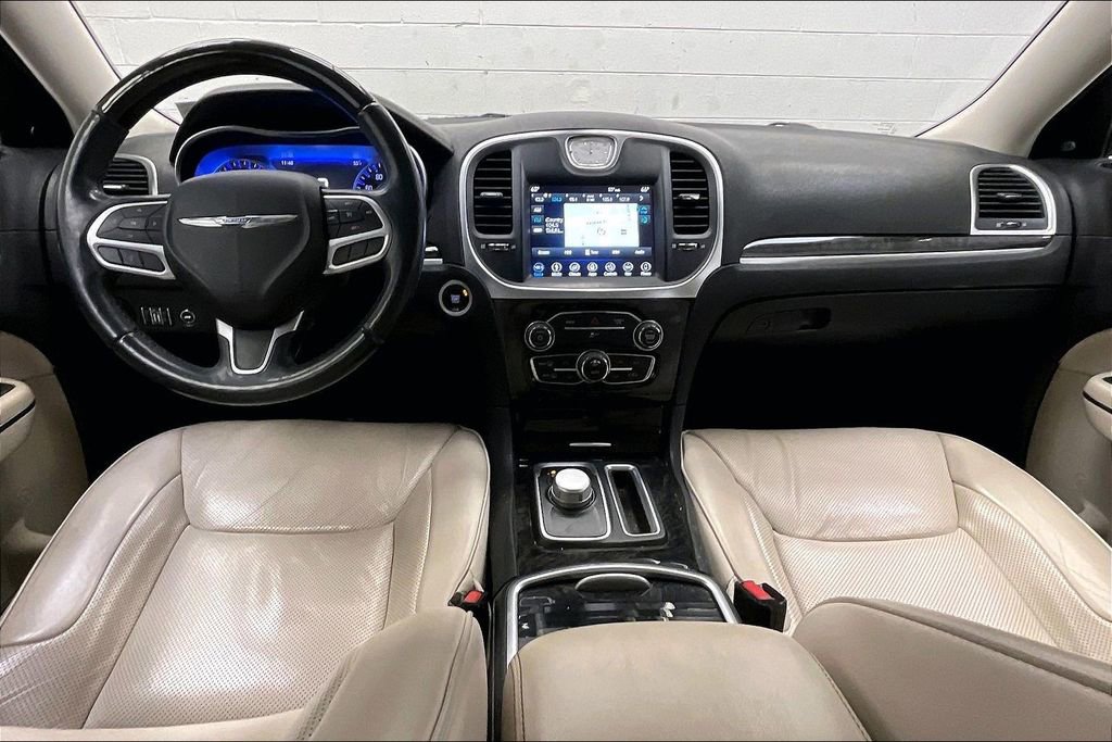 Used 2018 Chrysler 300 Limited w/ Light Group image 14