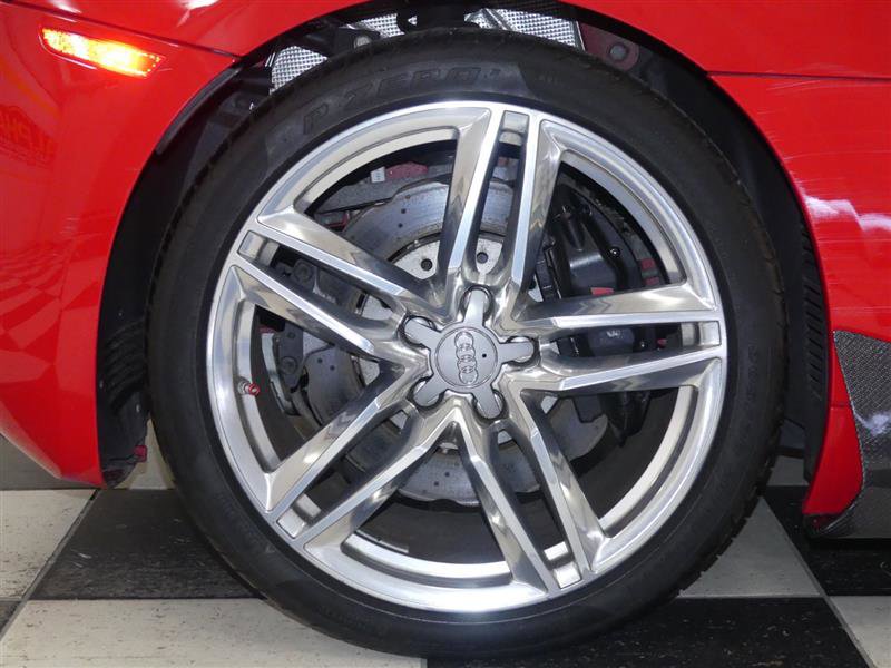 Used 2014 Audi R8 V8 w/ Convenience Package image 29