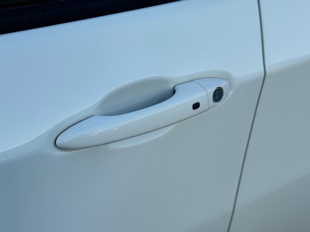 Used 2017 Jeep Compass Limited image 7