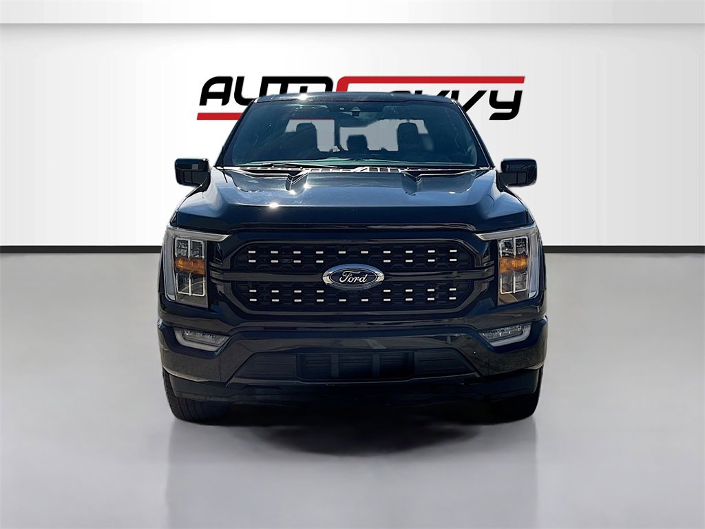 Used 2022 Ford F150 Lariat image 2