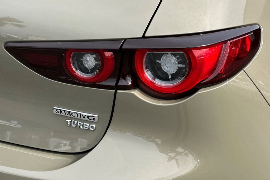 Certified 2024 MAZDA MAZDA3 s image 32