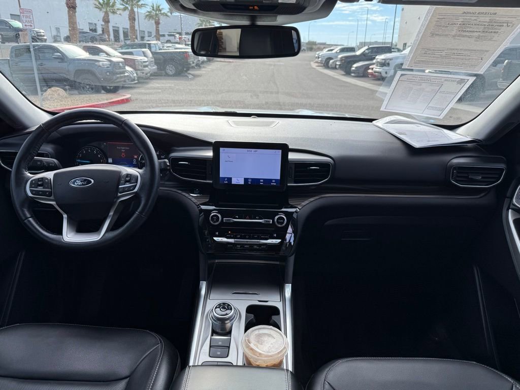 Used 2021 Ford Explorer Limited w/ Equipment Group 301A image 18