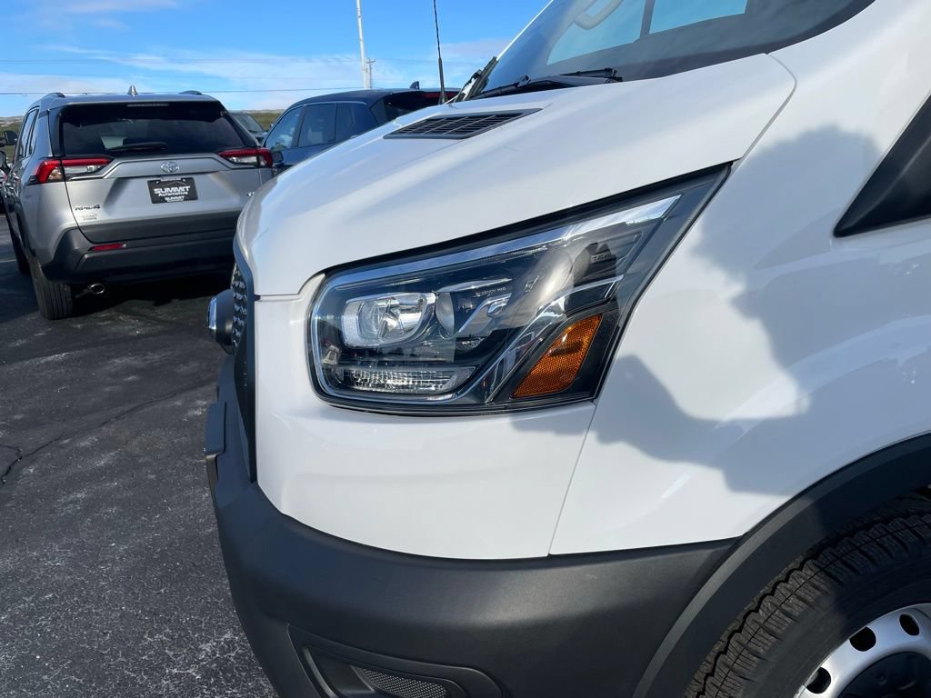 New 2025 Ford Transit 250 Low Roof w/ Load Area Protection Package RWD image 24