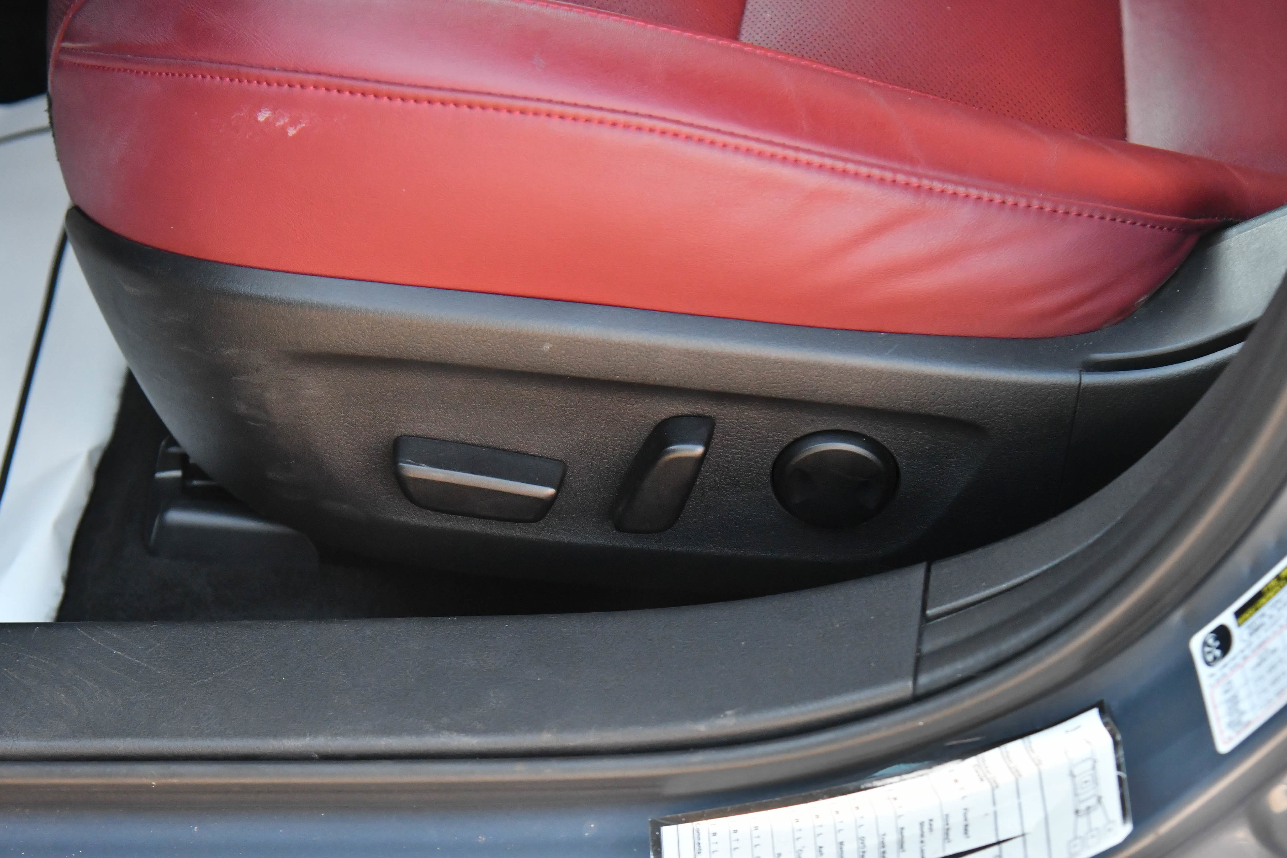 Used 2024 MAZDA MAZDA3 s image 17