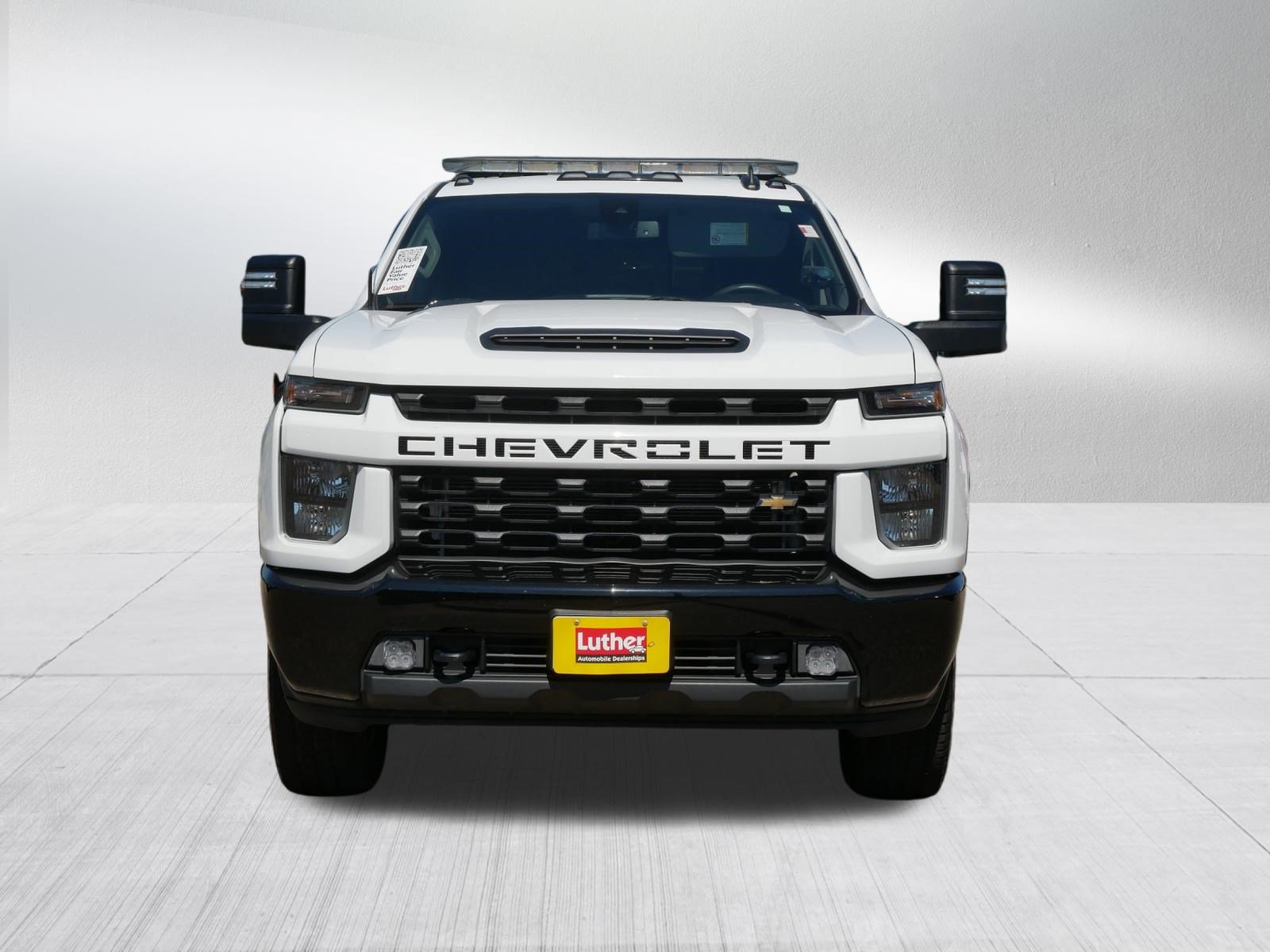 Used 2022 Chevrolet Silverado 2500 Custom w/ Custom Value Package AWD/4WD image 2