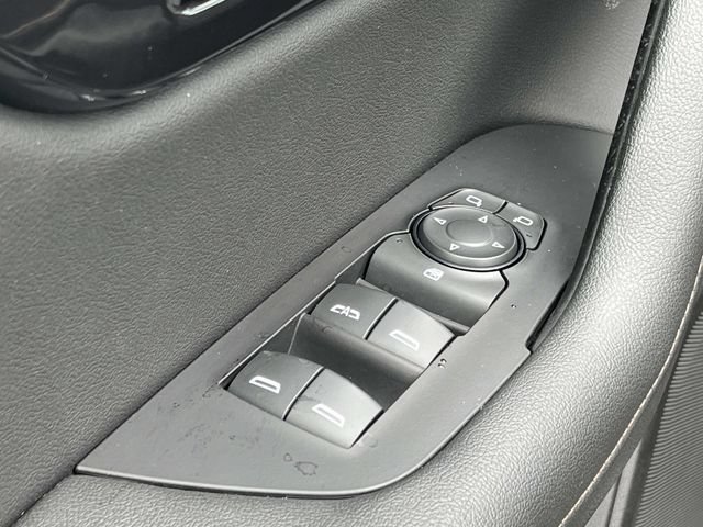 Used 2020 Chevrolet Blazer Premier w/ Driver Confidence II Package FWD image 26