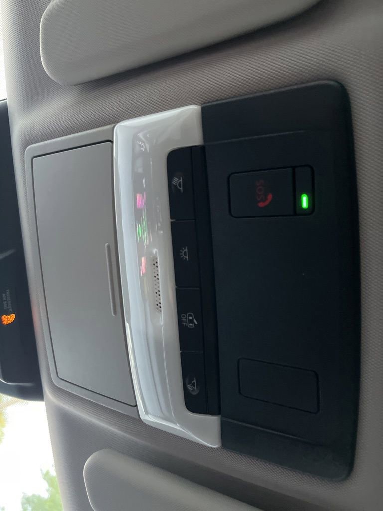 Used 2024 Mitsubishi Outlander ES image 32