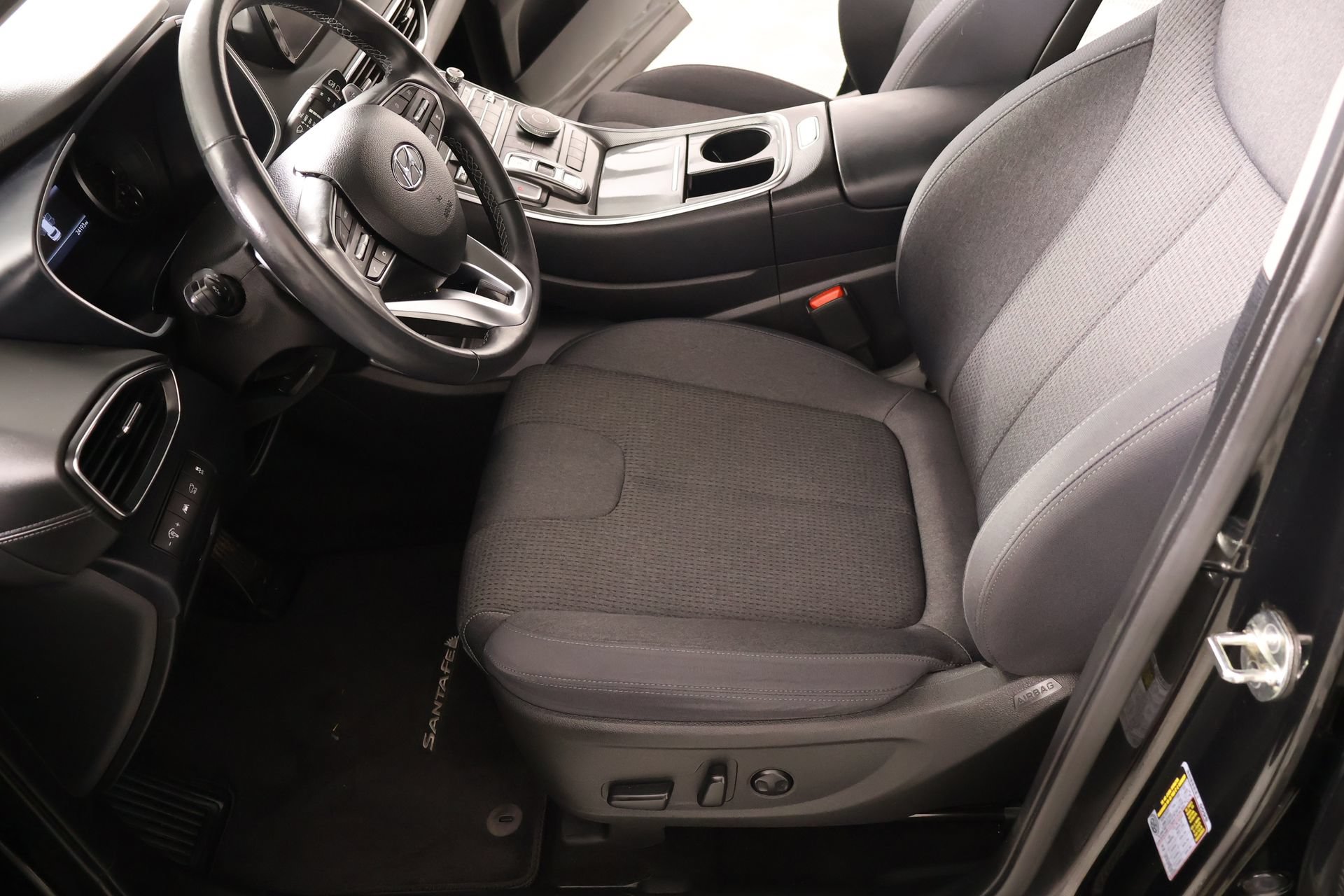 Used 2023 Hyundai Santa Fe SEL AWD/4WD image 12