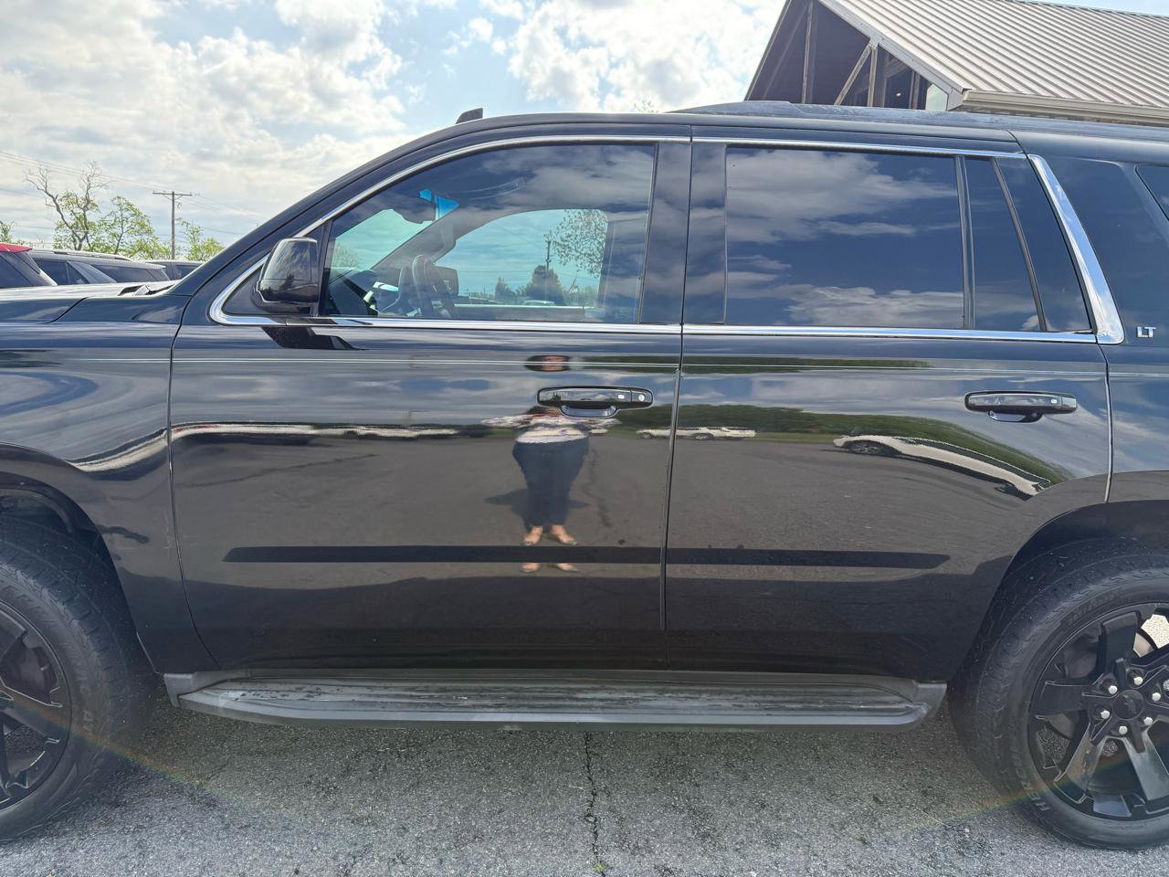 Used 2015 Chevrolet Tahoe LT w/ Luxury Package RWD image 38