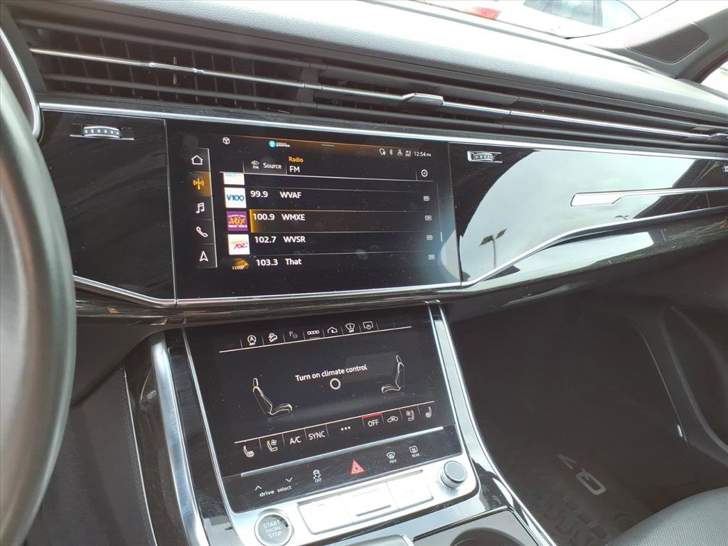Used 2023 Audi Q7 3.0T Prestige image 18