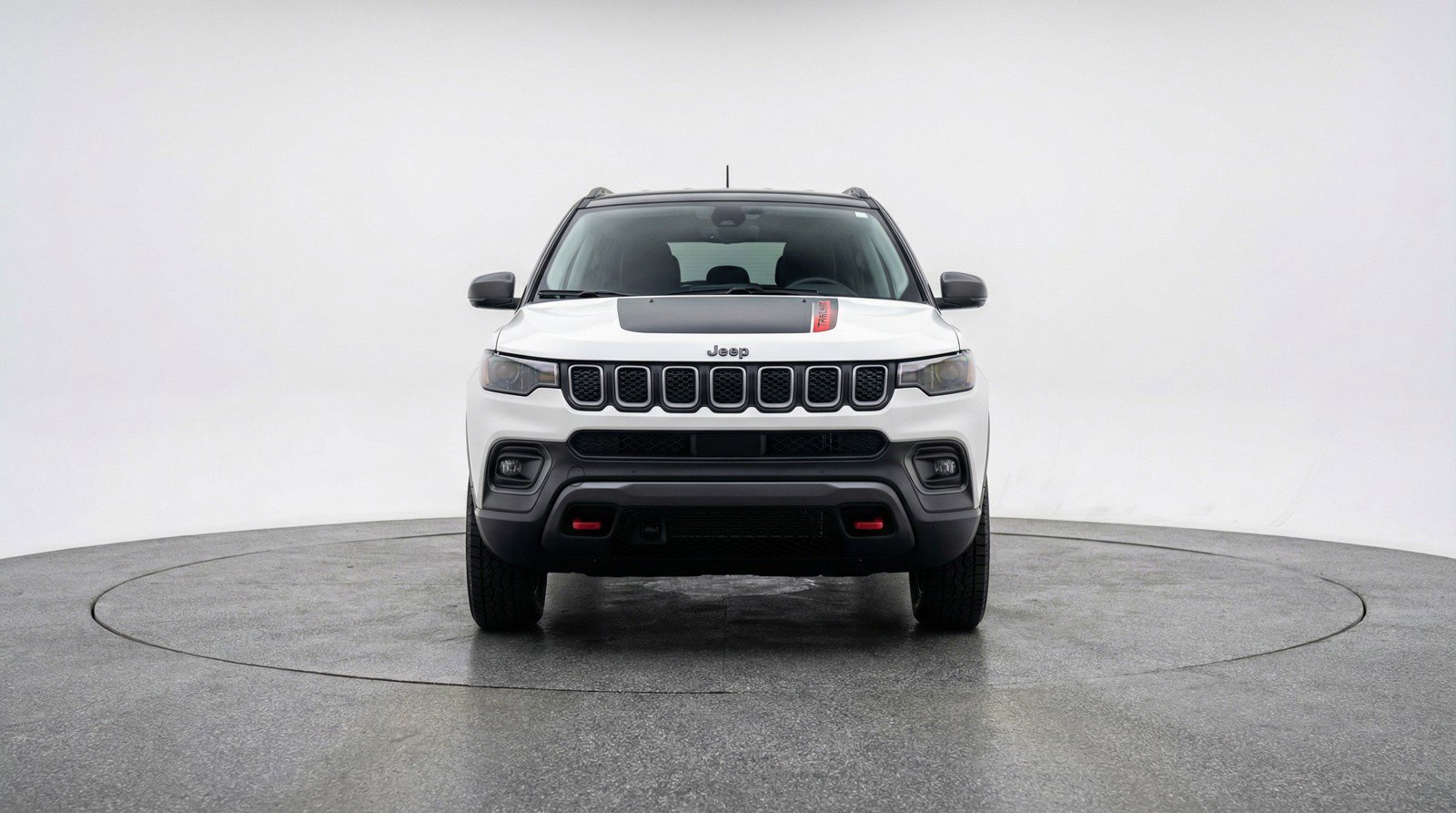 Used 2025 Jeep Compass Trailhawk AWD/4WD image 2