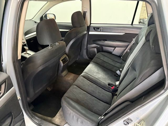 Used 2014 Subaru Outback 2.5i image 28
