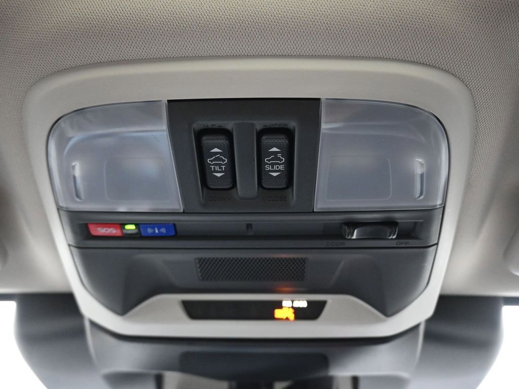 Used 2024 Subaru Crosstrek 2.5i Limited w/ Crosstrek Mirror Package image 24