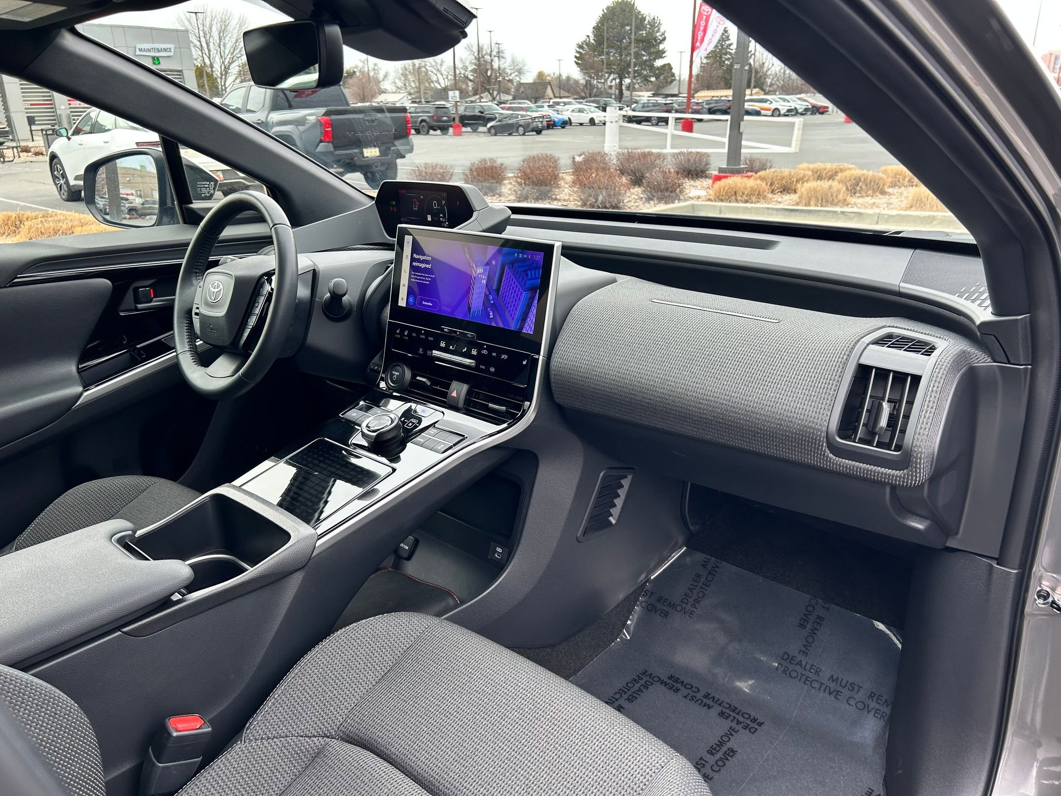 Used 2023 Toyota bZ4X XLE w/ Weather Package image 27