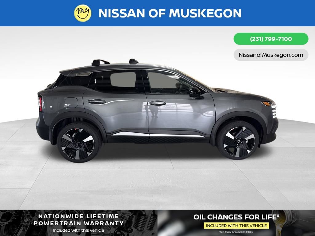 New 2026 Nissan Kicks SR w/ Cold Weather Package FWD image 8