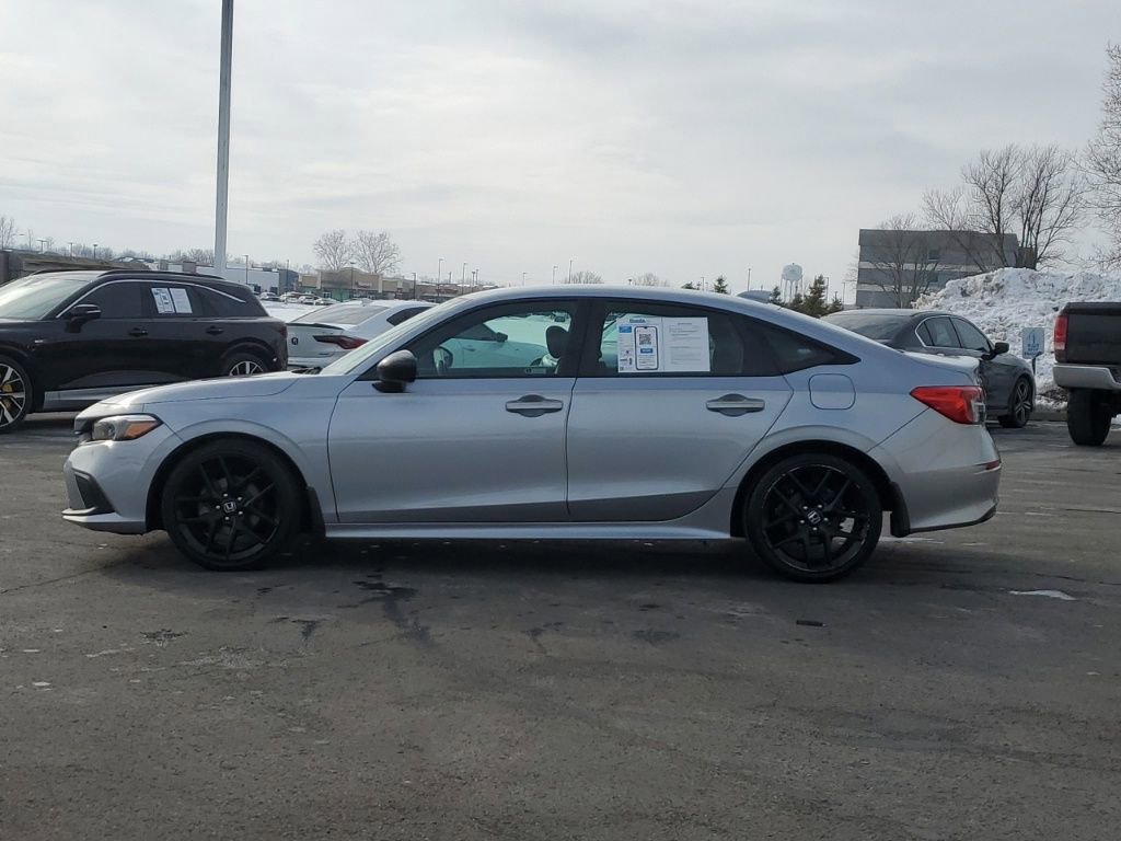 Used 2022 Honda Civic Sport image 4